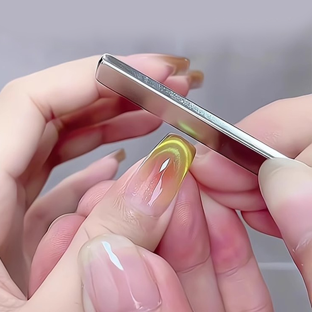 Salon Cat's Eye Gel Nail Polis - đánh giá và giá Contour Palette Stick